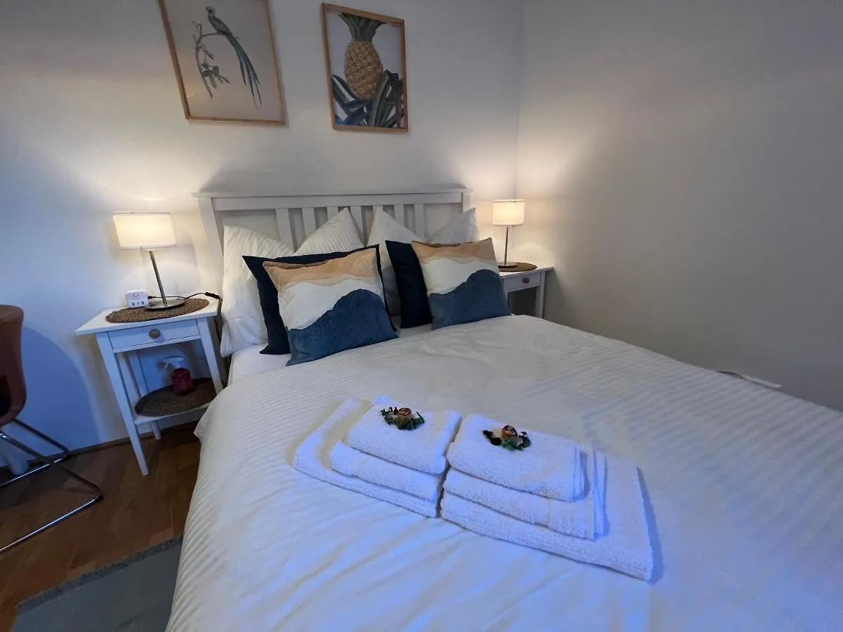 Apartment With Balcony Vienna Austria